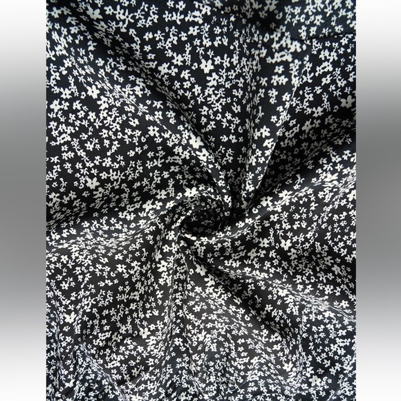 BloomChic Plus Size Ditsy Floral Shirred Ruffle Sleeve Elastic Waist Blouse - Picture 5 of 7